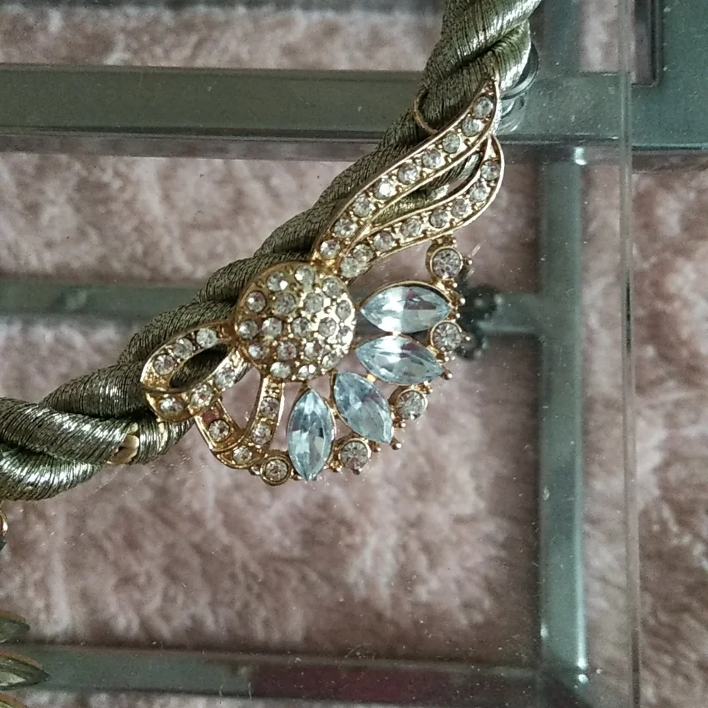 Starburst Statement Corded Necklace - Picture 3 of 8